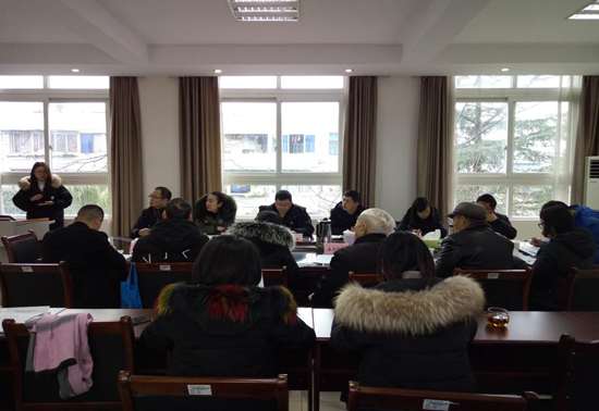 1544665736171291.jpg 參會人員熱烈討論中_副本.jpg