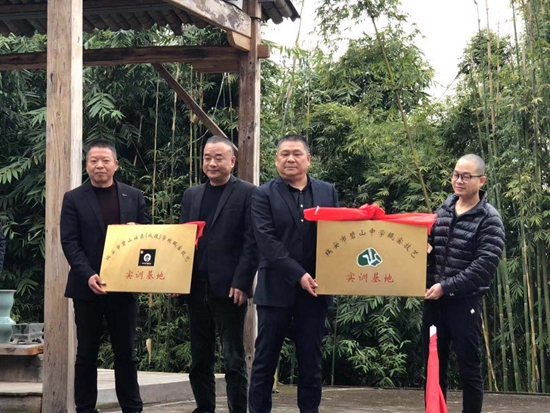 1546393275440295.jpg 1.jpg