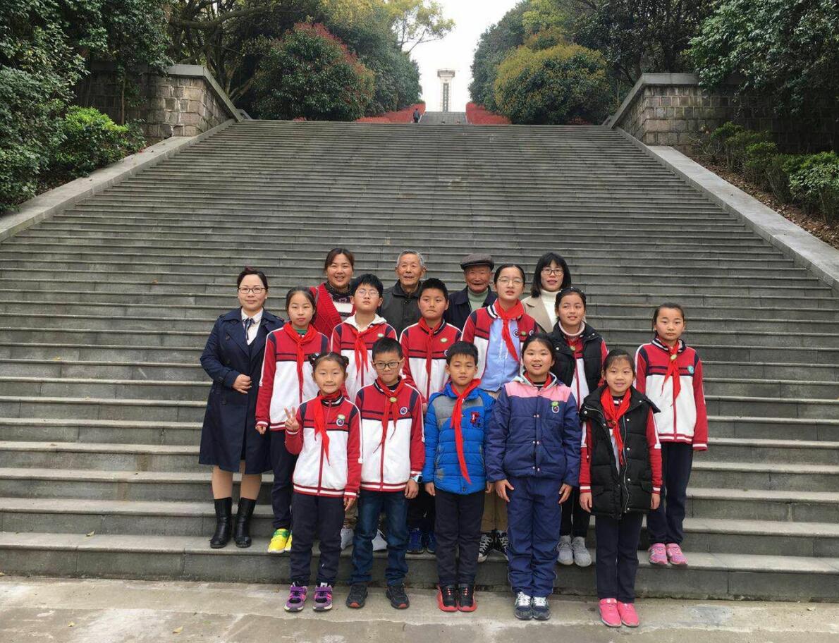 1554184439545383.jpg 1554184439545383.jpg