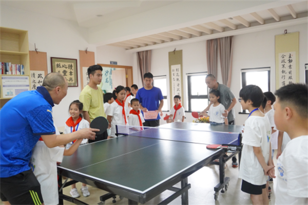 紅領(lǐng)巾助力奧運夢 共競技感受國球魅力.png