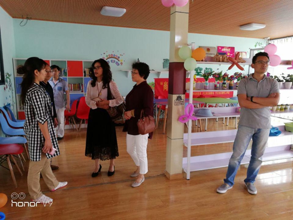 1526004305666912.jpg 觀看教學(xué)場(chǎng)地及硬件設(shè)施2_副本.jpg