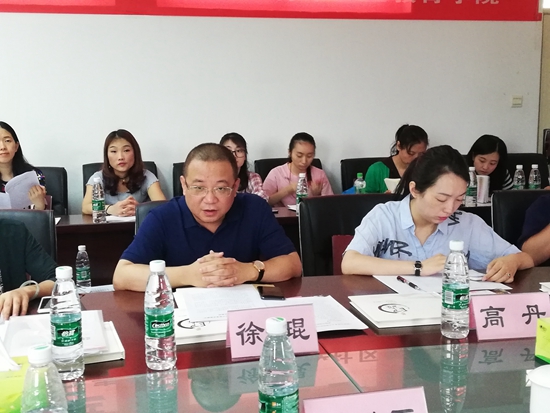 1528189824457668.jpg 青羊區(qū)教育局黨組成員、副局長徐琨致辭.jpg