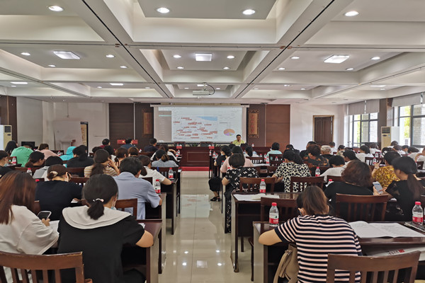 1625393402387400.jpg 開展北侖區(qū)“百家禮堂同宣誓·共慶建黨百年”活動暨全區(qū)文化禮堂業(yè)務(wù)培訓(xùn) (1).jpg