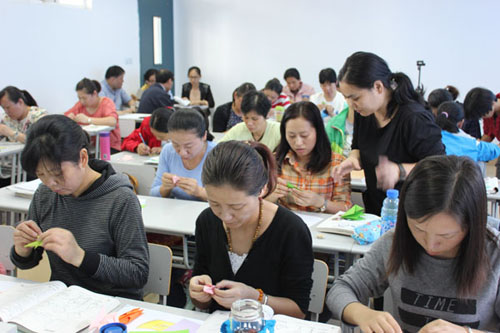 心靈手巧秀美工 職業(yè)技能顯神通2.jpg