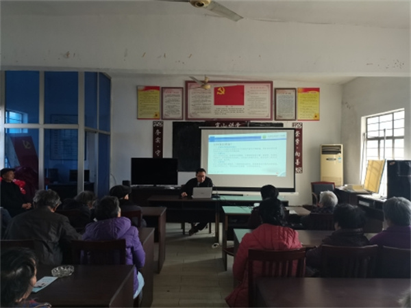 老年防跌倒 做個不倒翁.jpg