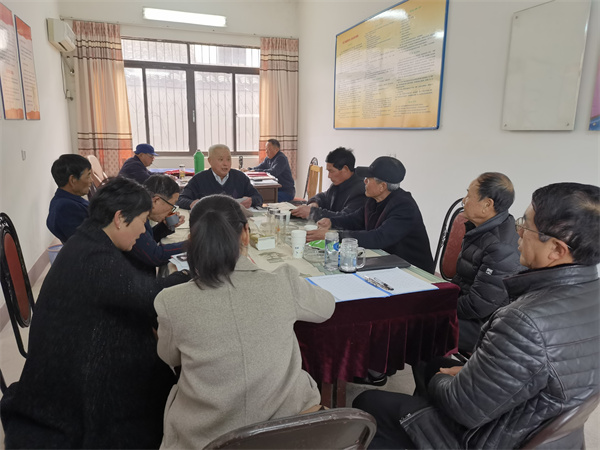 北侖區(qū)春曉成校、老齡辦聯(lián)合召開居家養(yǎng)老服務(wù)工作會議.jpg