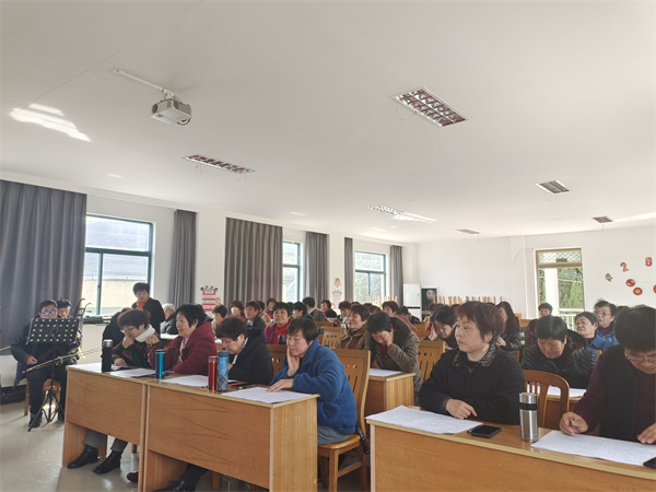 1649571368389408.jpg 北侖區(qū)春曉街道社區(qū)老年大學(xué)慈岙分校越劇班開班啦.jpg