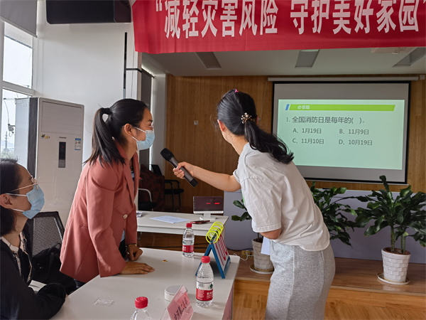 齊參與，漲知識！學苑社區(qū)開展5·12防災減災知識競賽 (2).jpg