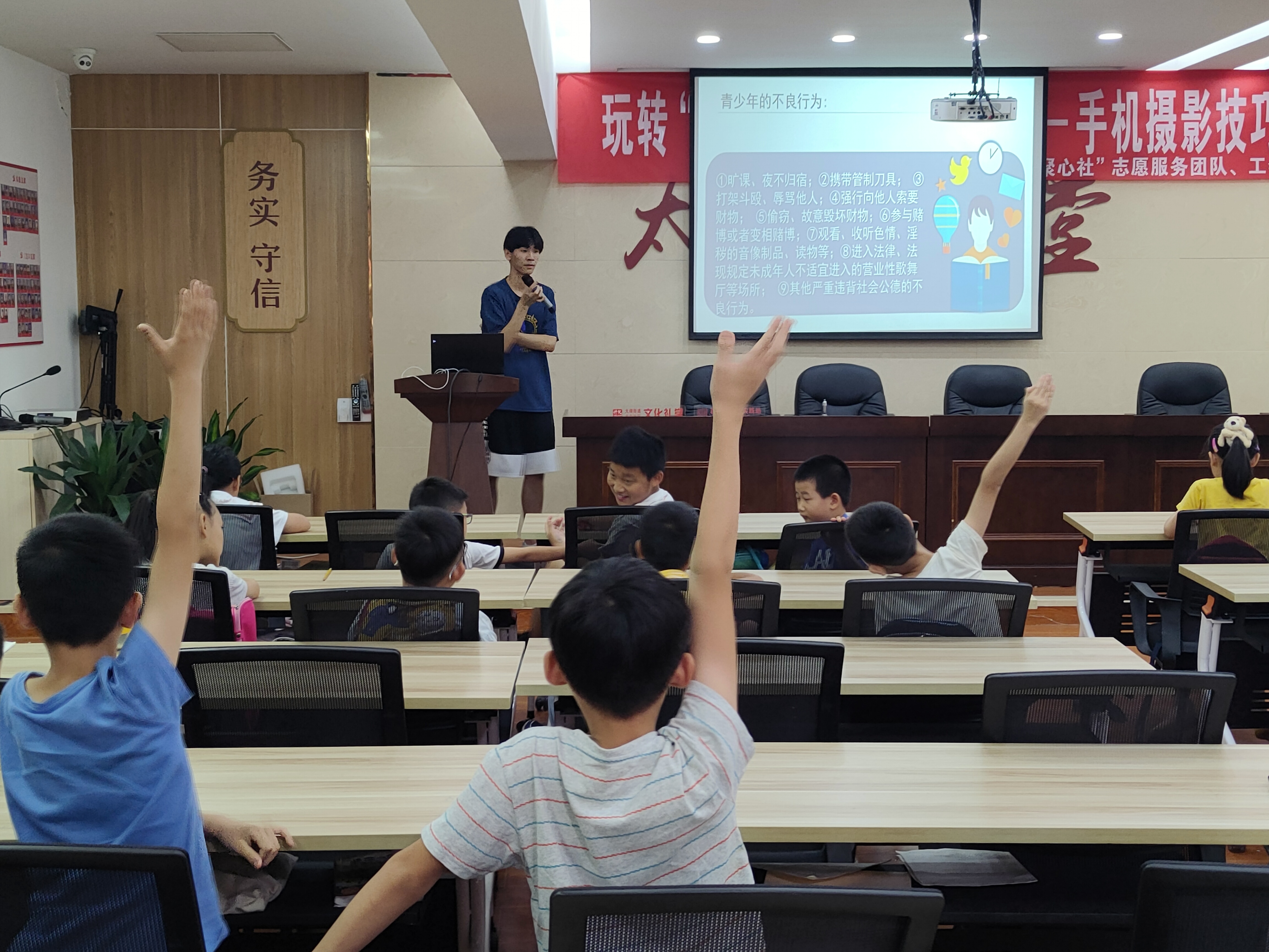 1665571585927034.jpg 1665571585927034.jpg