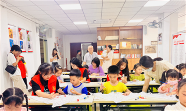 1694441859474971.png 四川成都:溫江區(qū)柳城街道社區(qū)學(xué)校聯(lián)合燎原社區(qū)開(kāi)展“走進(jìn)國(guó)學(xué)傳承文化”紙鳶DIY主題活動(dòng)677.png