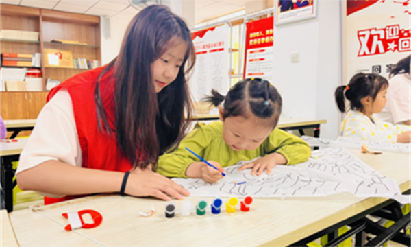 1694441880640666.png 四川成都:溫江區(qū)柳城街道社區(qū)學(xué)校聯(lián)合燎原社區(qū)開(kāi)展“走進(jìn)國(guó)學(xué)傳承文化”紙鳶DIY主題活動(dòng)684.png