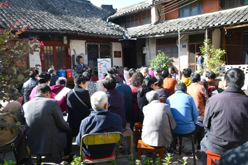 1574227178787462.jpg 垃圾分類進墻門.jpg