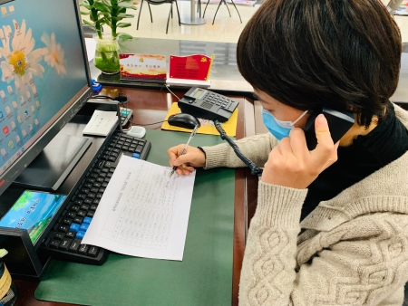 1585643376275590.jpg 柴橋成校:做好“花匠關(guān)愛” 助力復(fù)耕復(fù)產(chǎn).jpg