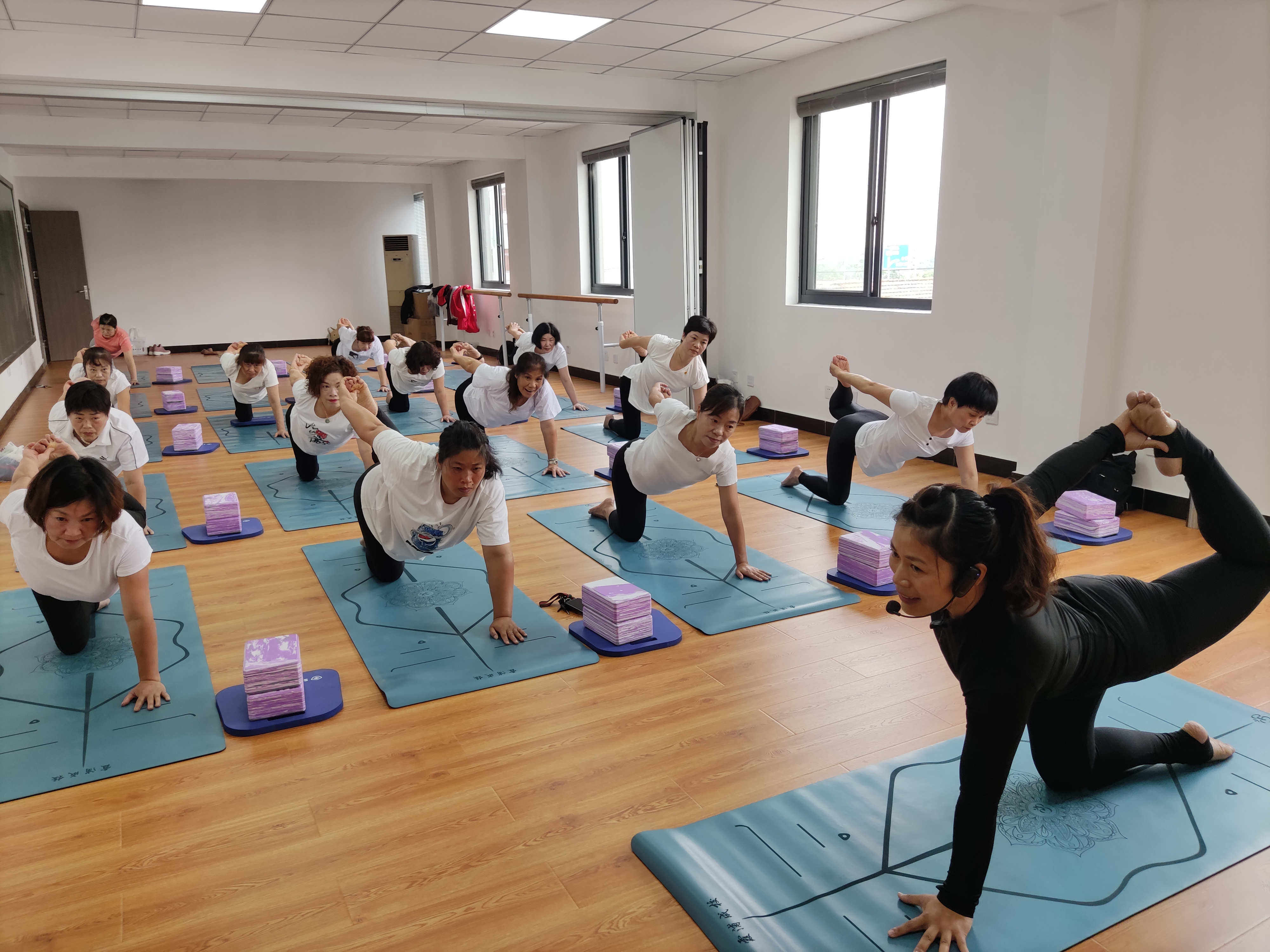 瑜伽培訓(xùn).jpg