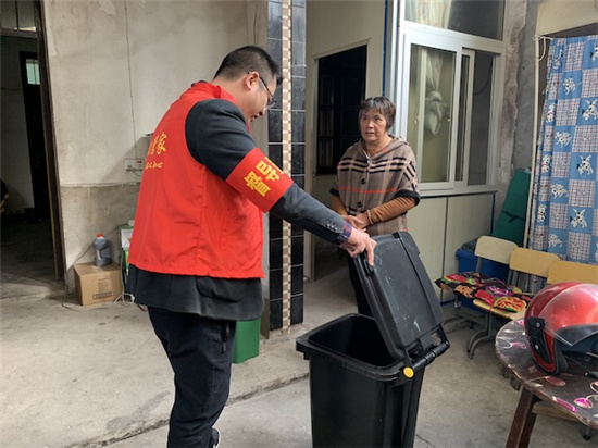 精準(zhǔn)“找茬”促農(nóng)村垃圾分類提質(zhì)提效2.jpg