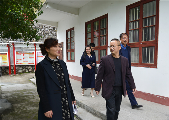 1618470182458642.jpg 湖南開放大學楊斌校長一行在永興電大調研.jpg