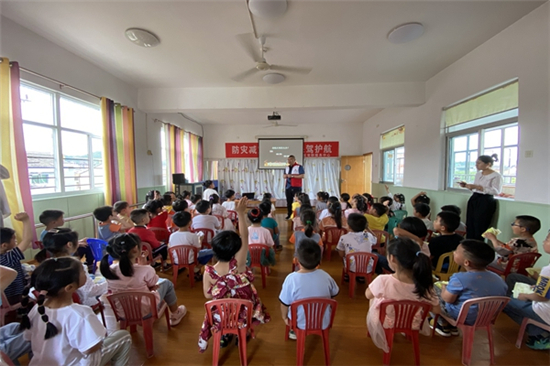 開展防災(zāi)減災(zāi)演練 為生命保駕護航 (1).jpg