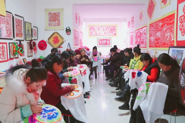 1672384775794033.jpg s_c1ea3b9fa565415d8b9642282ecc9c04.jpg